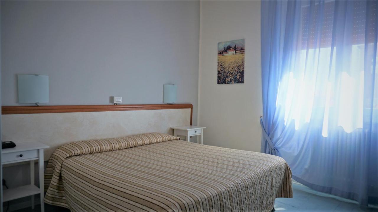 Hotel Marta Forli Exterior photo